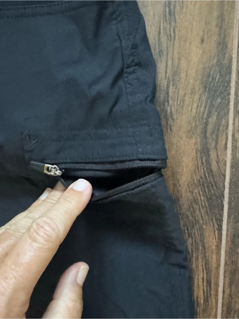 Eddie Bauer Size 14 Black Outdoor Shorts
